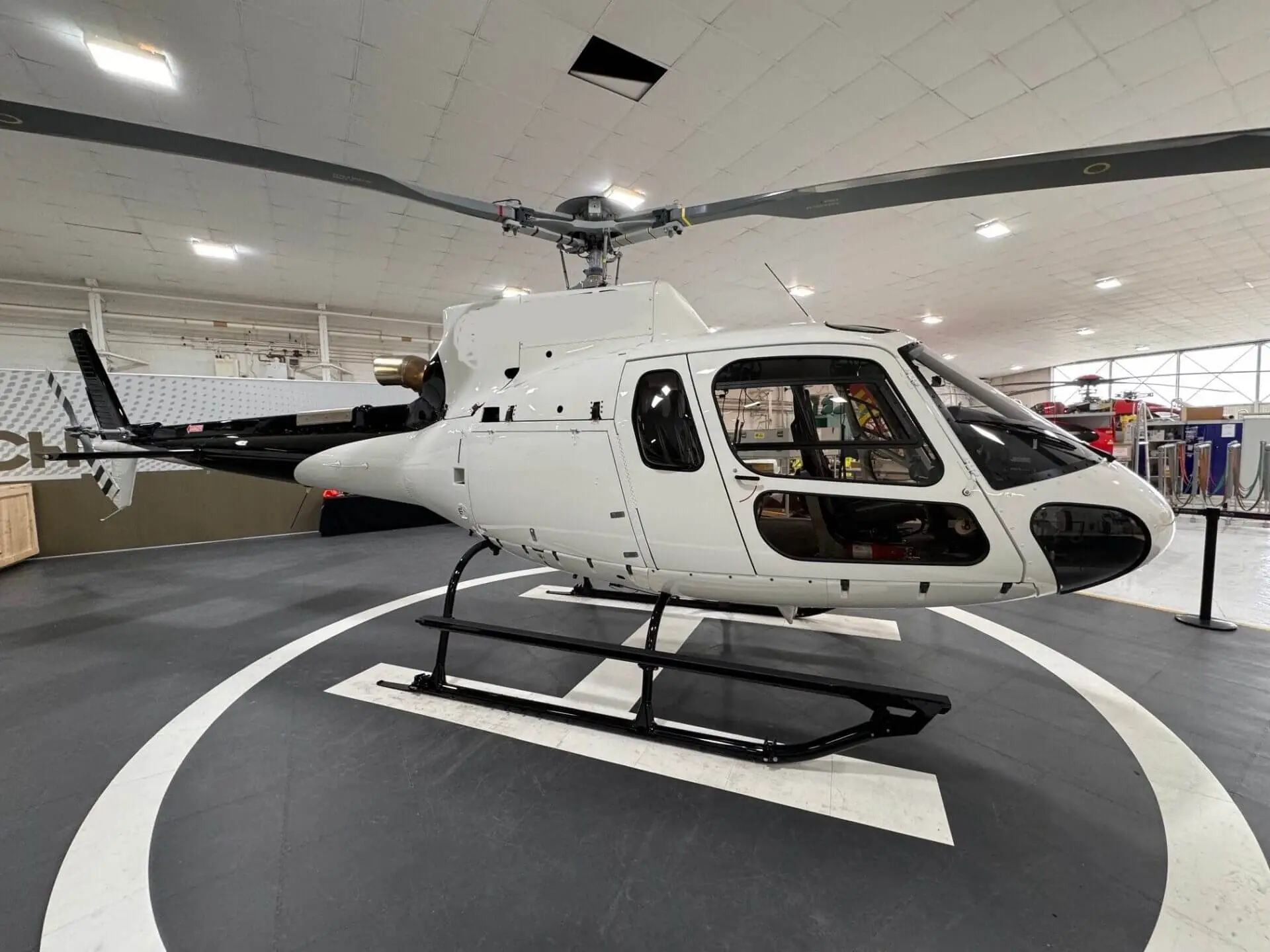 Single engine helicopter over the city